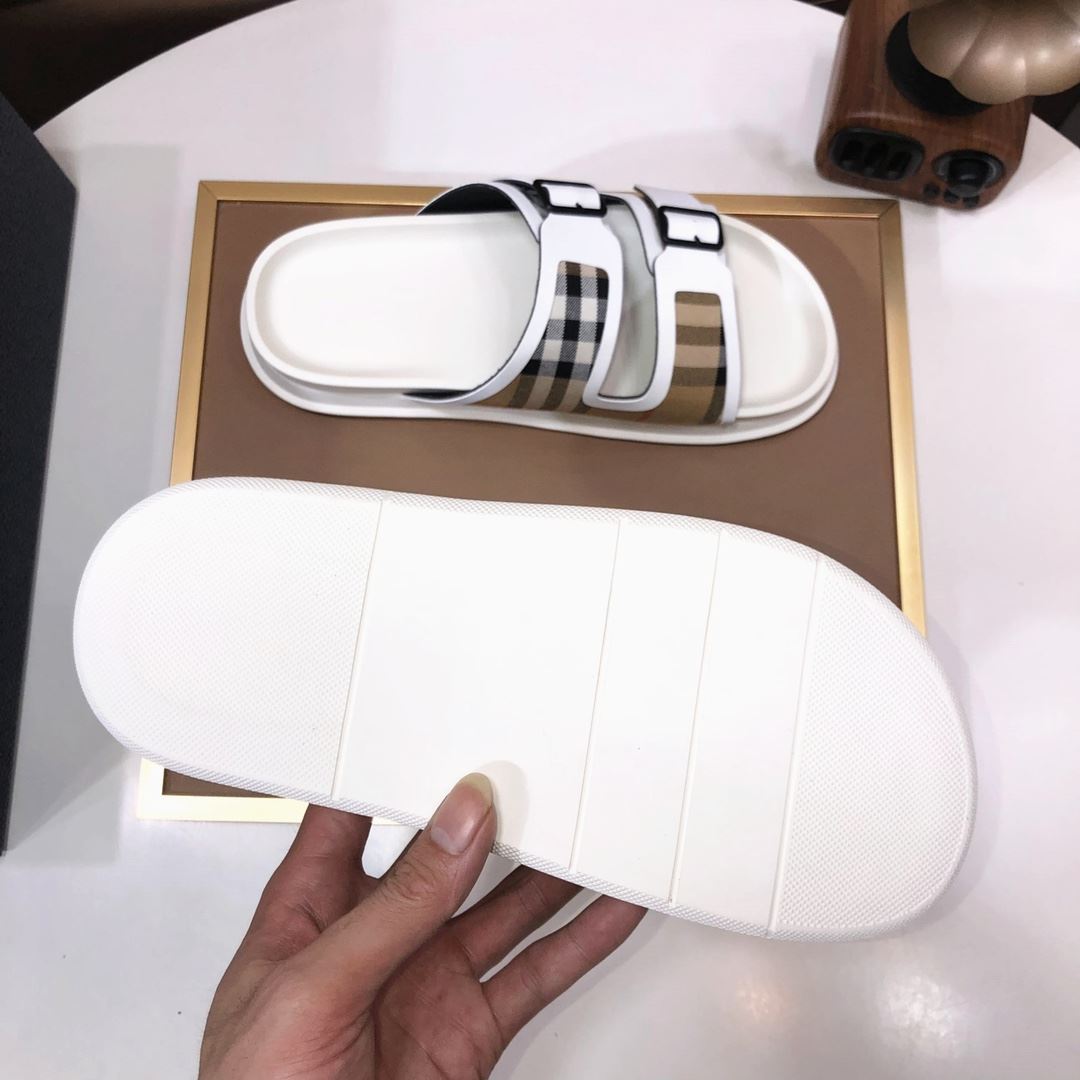 Burberry Slippers